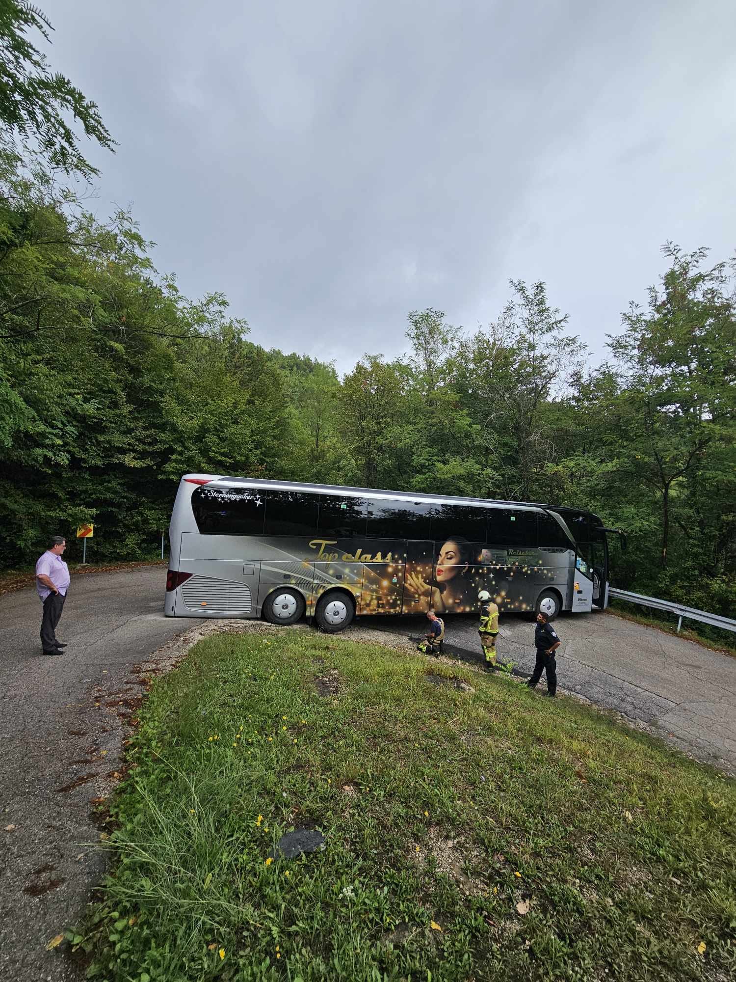 Vatrogasci Umag, zaglavljen autobus 12-09-2024
